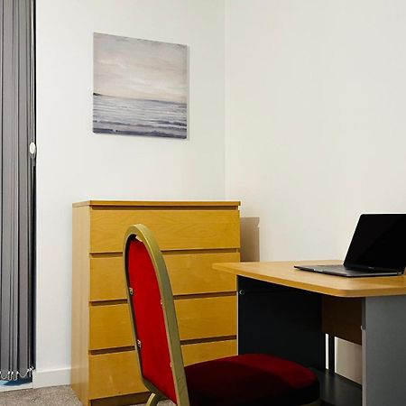Last-Minute Specials L Book It Now L Sleeps Up To 4 L 2 Bed 2 Bath - Gym - Prime Birmingham Location L Jvt Short Lets Kültér fotó