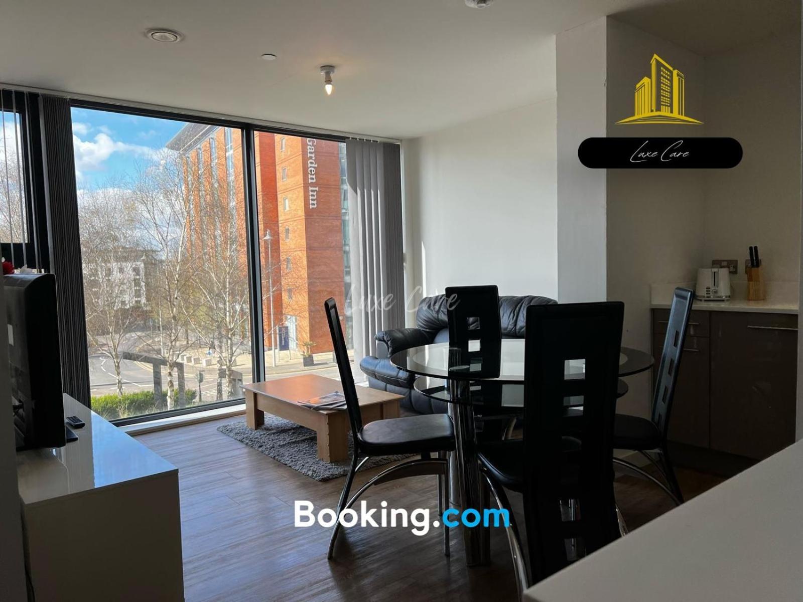 Last-Minute Specials L Book It Now L Sleeps Up To 4 L 2 Bed 2 Bath - Gym - Prime Birmingham Location L Jvt Short Lets Kültér fotó